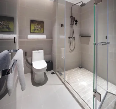 Camera Doppia Deluxe con Balcone — Dream Palace Ben Thanh Grand Hotel