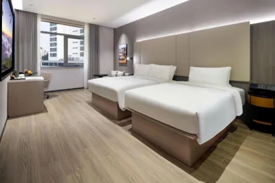 Camera Tripla — Dream Palace Ben Thanh Grand Hotel
